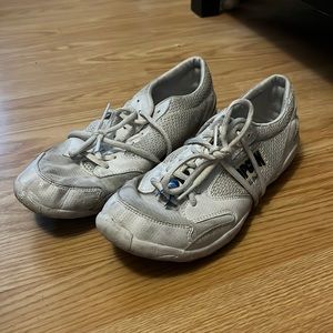 TopGun Tre Vero cheer shoes size 9.5